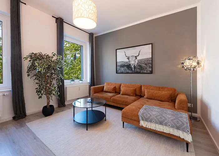 Modern Und Ruhig, Mit Garage & Ps4, Nahe Messe, Rue Und Uniklinik, Voll Ausgestattete Kueche, Bad Mit Dusche Und Badewanne Lejlighed *